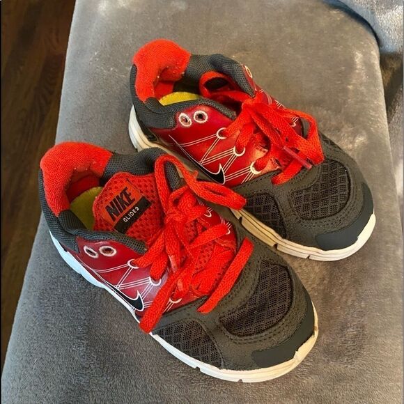 Nike glide 2 Black and red - Picture 1 of 6